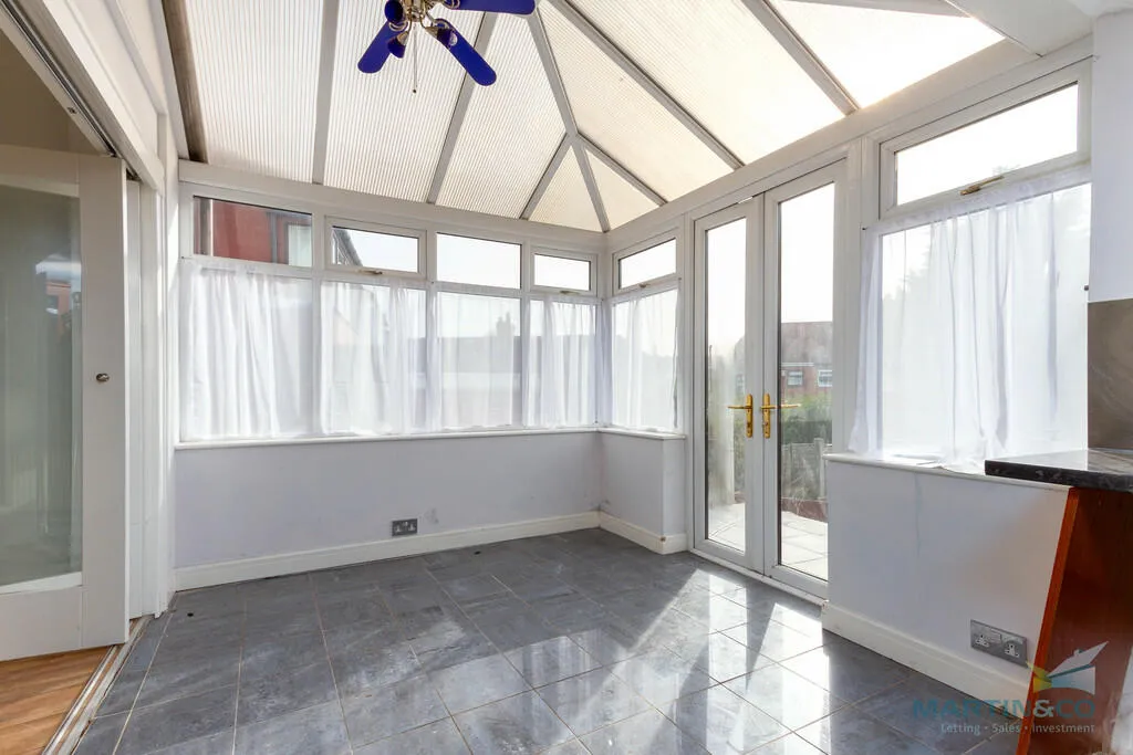 3 bed Semi-Detached