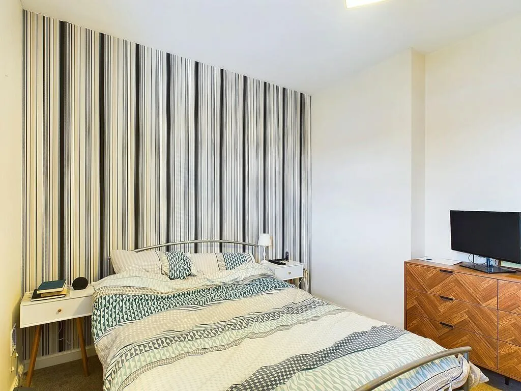 2 bed Apartment