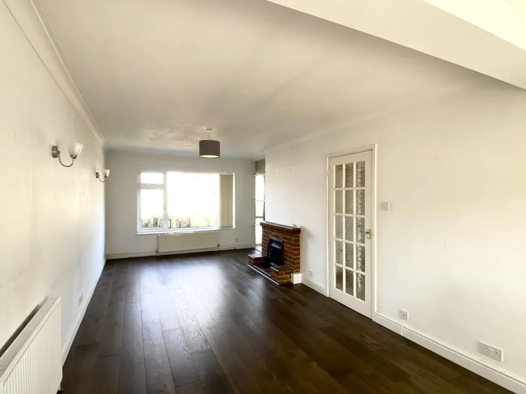 4 bed Bungalow