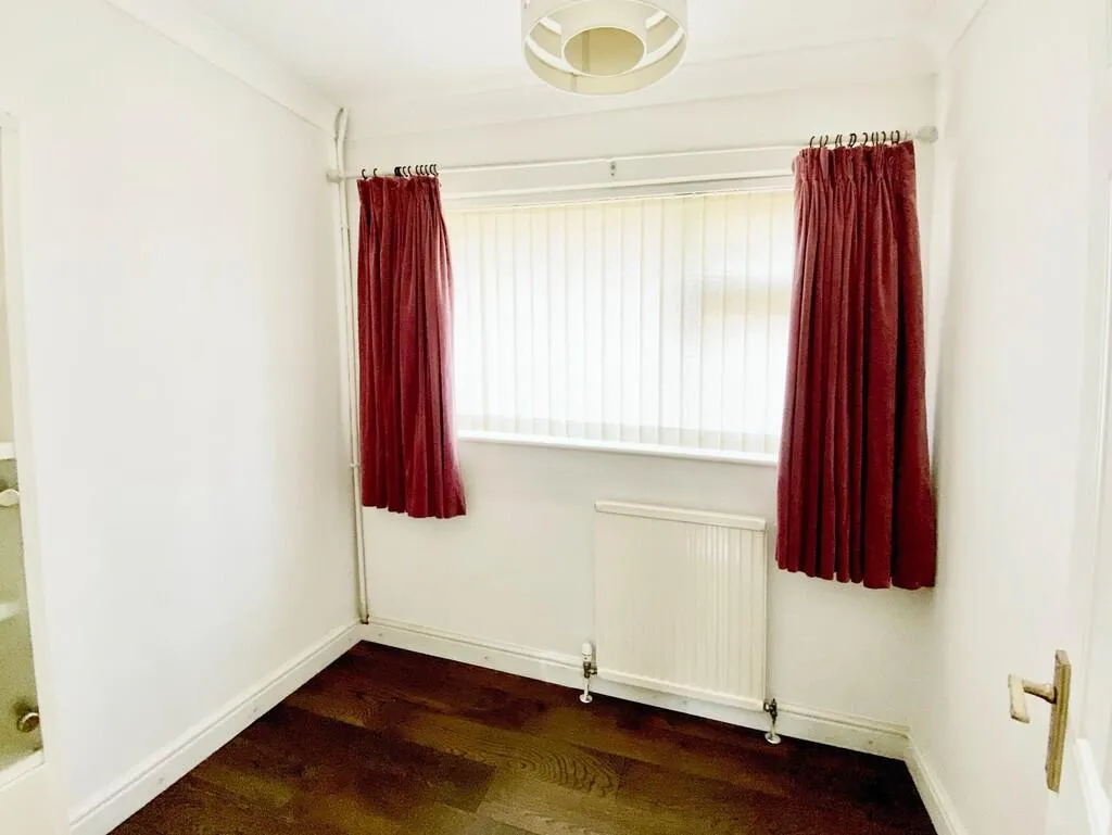 4 bed Bungalow