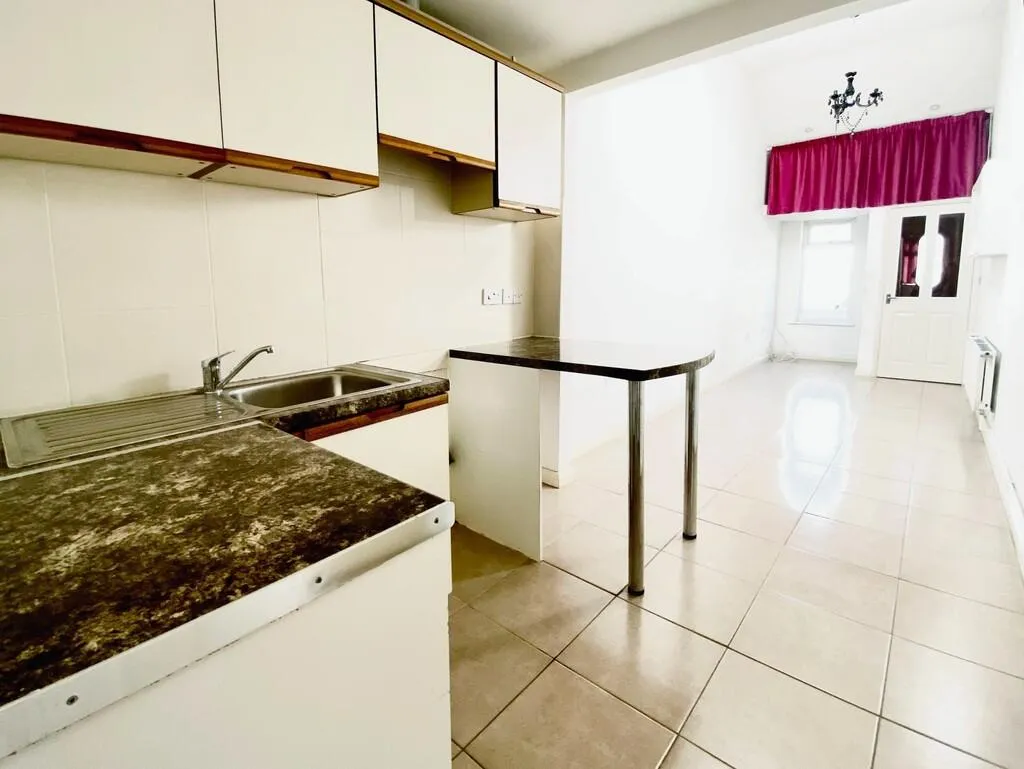 4 bed Bungalow