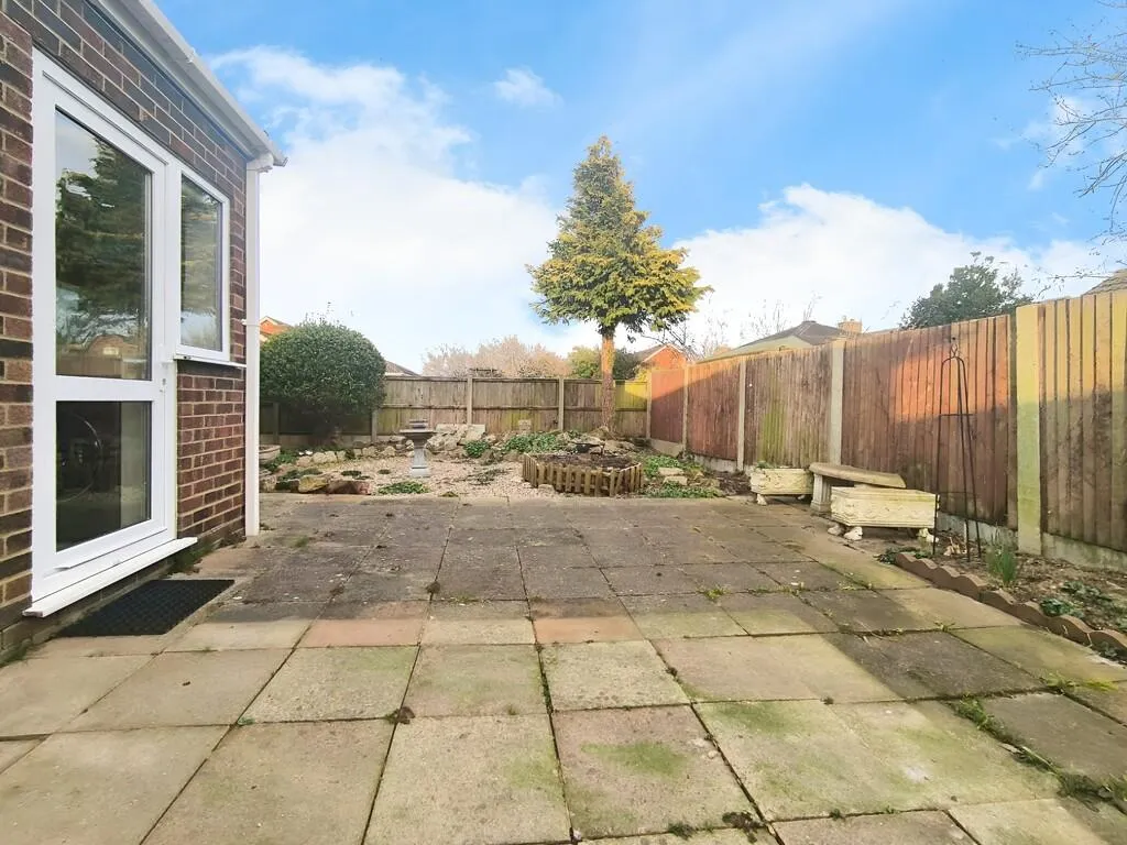 4 bed Bungalow