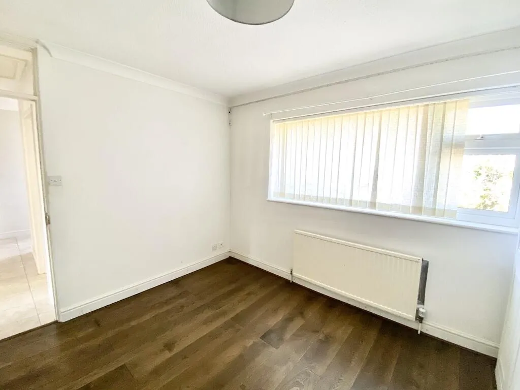 4 bed Bungalow