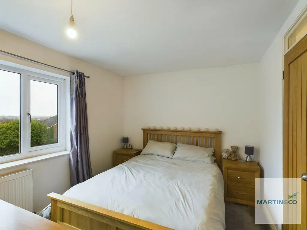 3 bed Semi-Detached