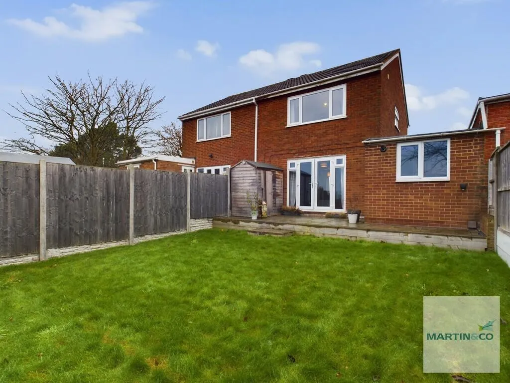 3 bed Semi-Detached