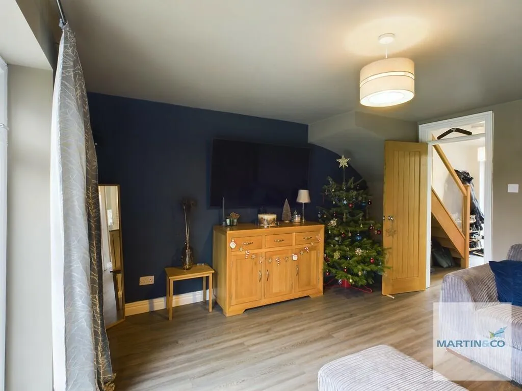 3 bed Semi-Detached