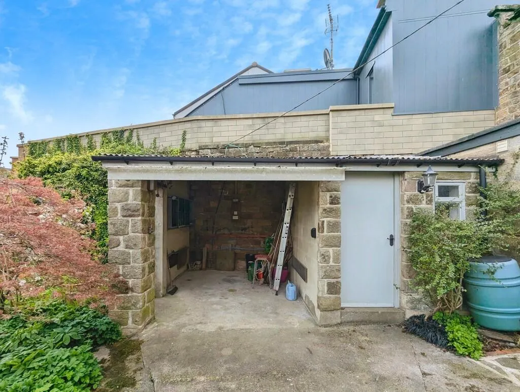 2 bed Terraced