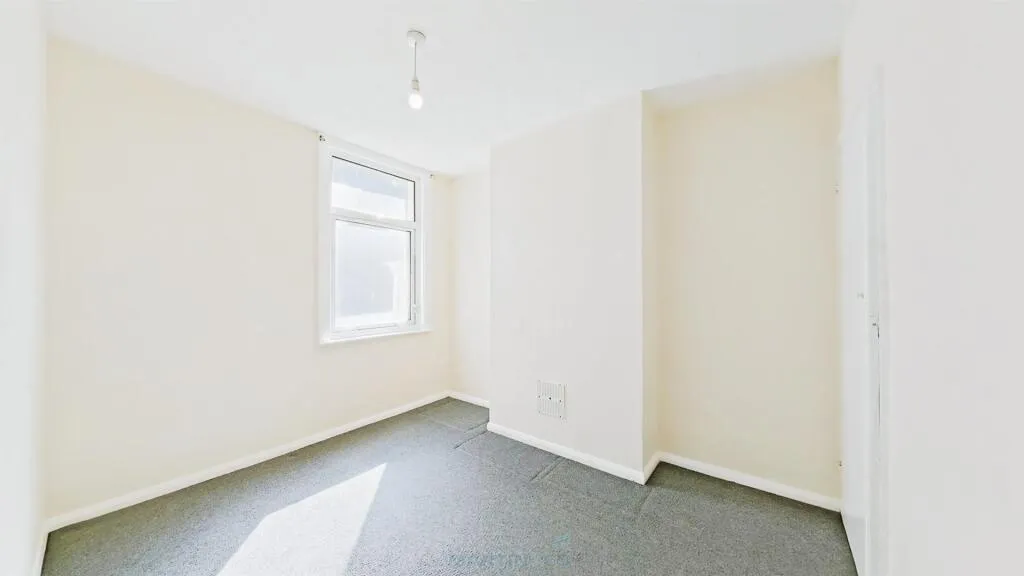 3 bed Terraced