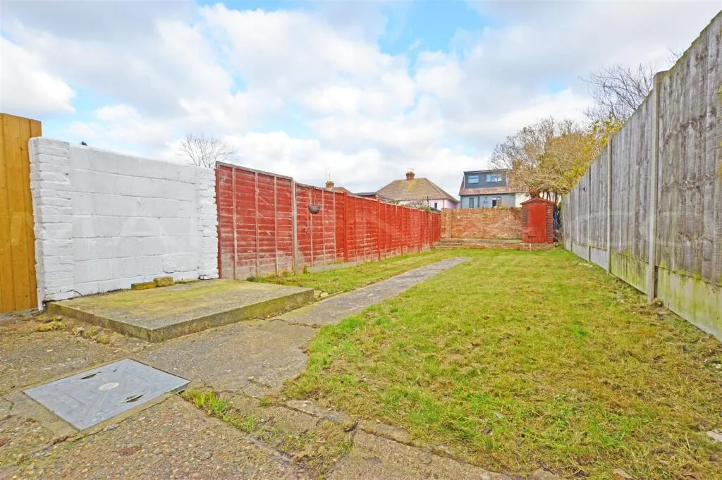 2 bed End of Terrace