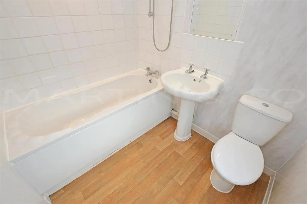 2 bed End of Terrace