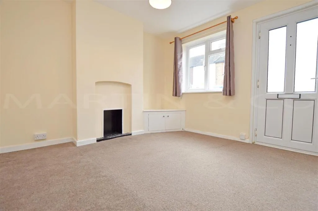 2 bed End of Terrace