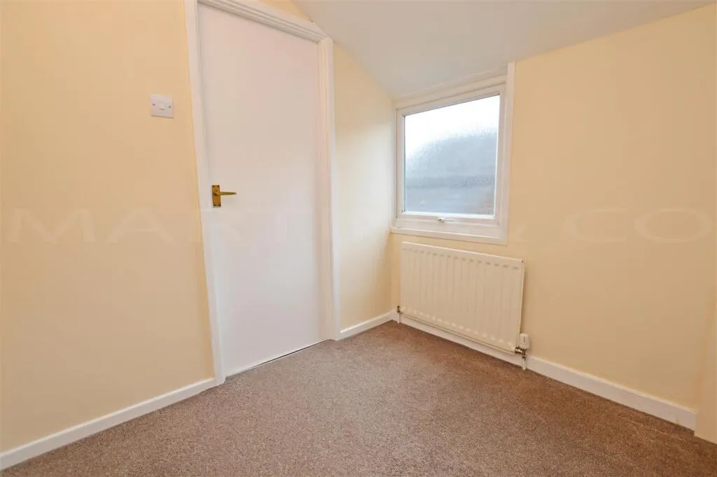 2 bed End of Terrace