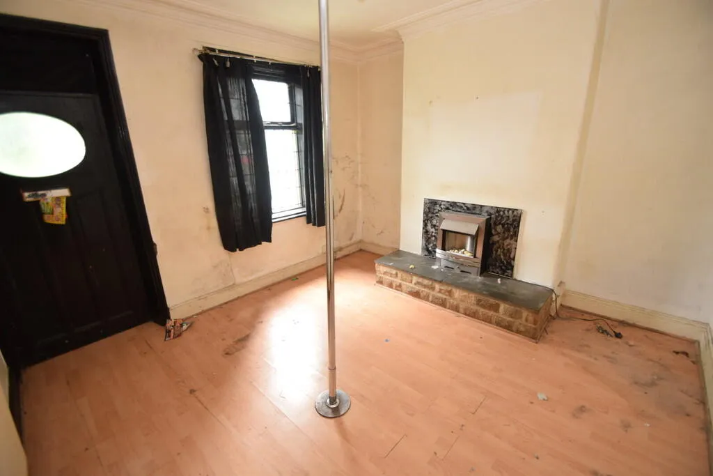 2 bed Terraced