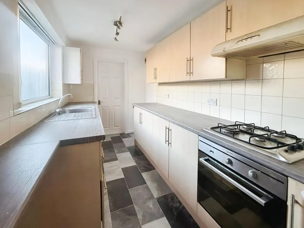 2 bed Semi-Detached