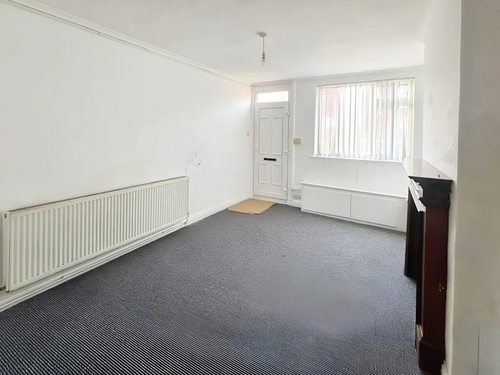 2 bed Semi-Detached