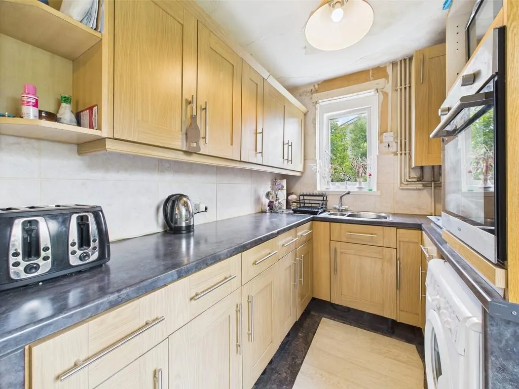 3 bed Semi-Detached