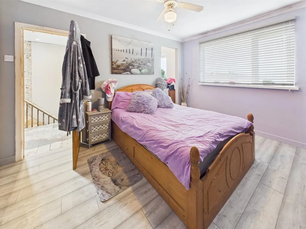 3 bed Semi-Detached