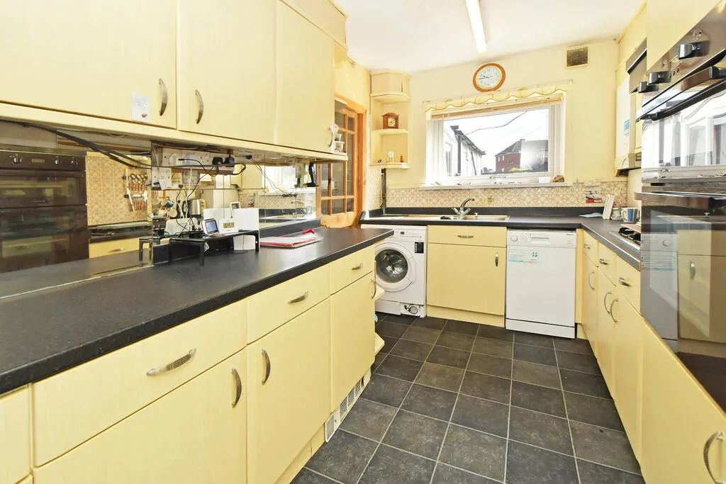 3 bed Semi-Detached