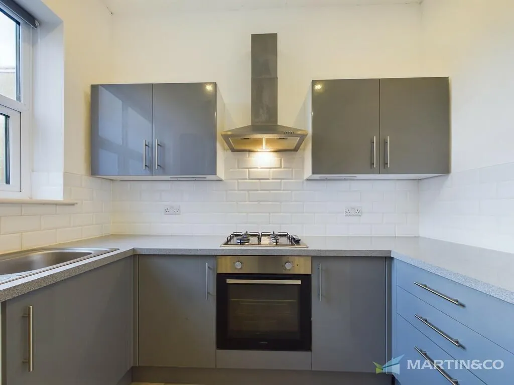 3 bed End of Terrace