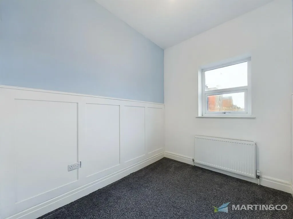 3 bed End of Terrace