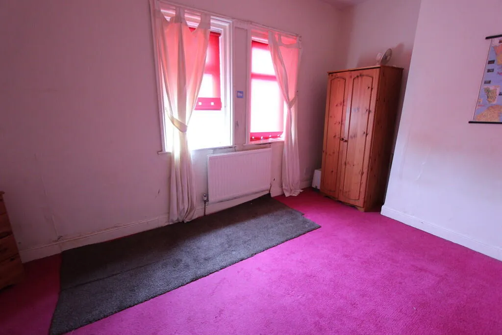 2 bed End of Terrace