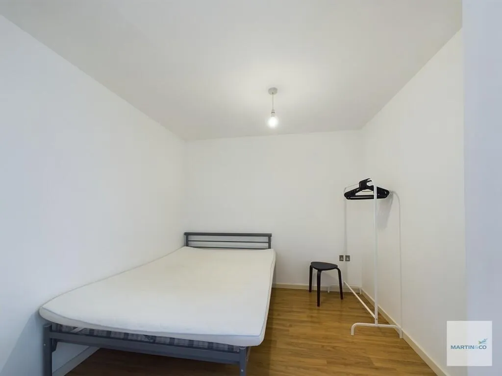 1 bed Apartment