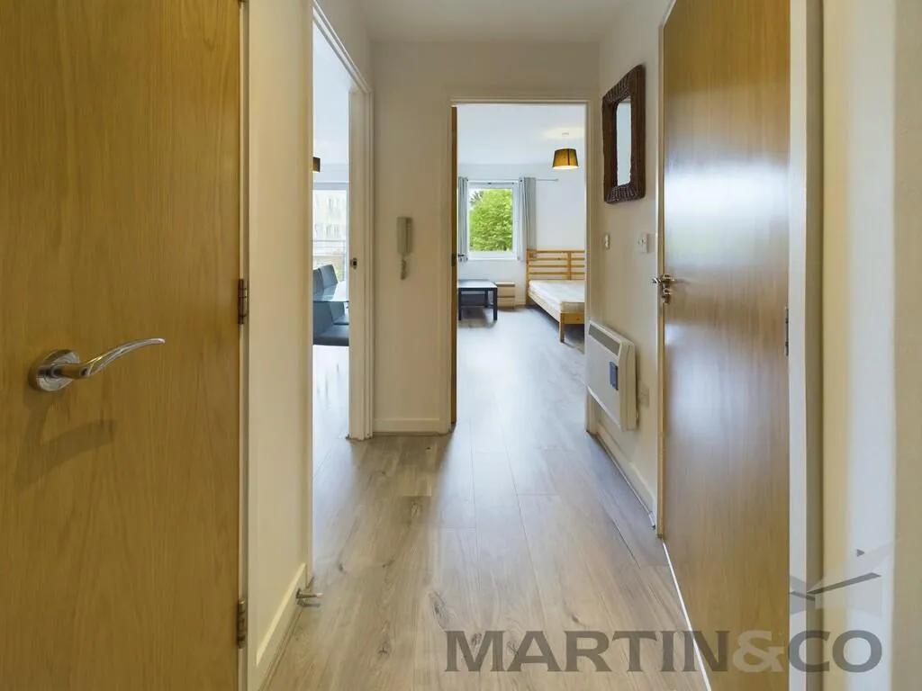 1 bed Apartment