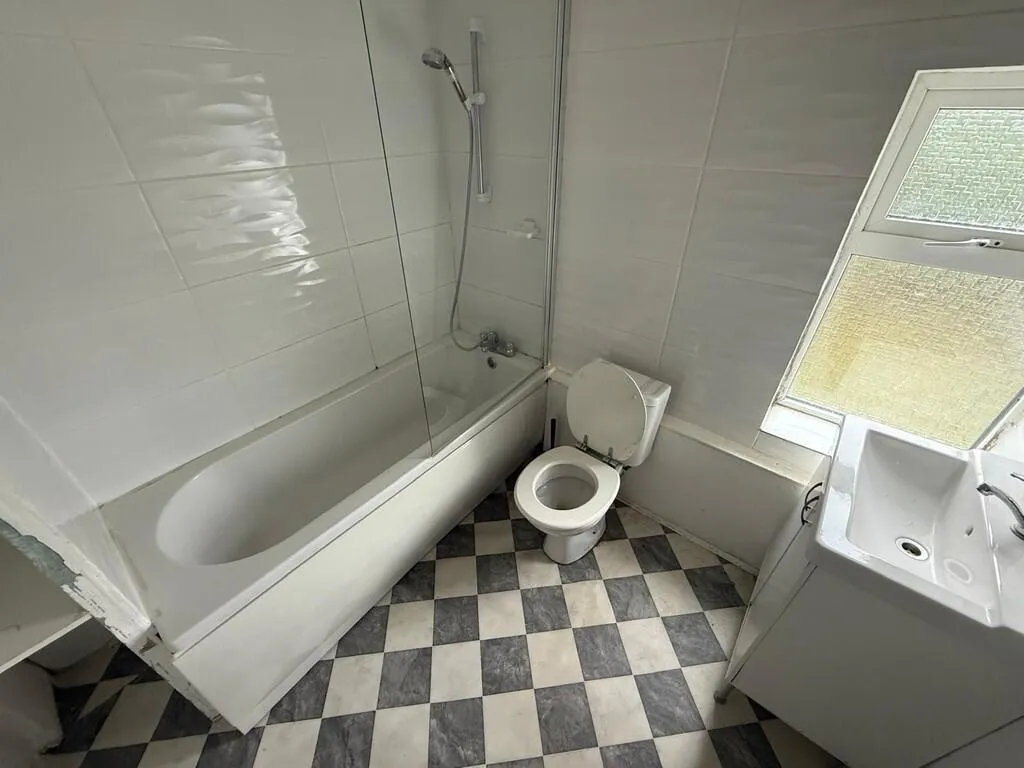 3 bed Terraced