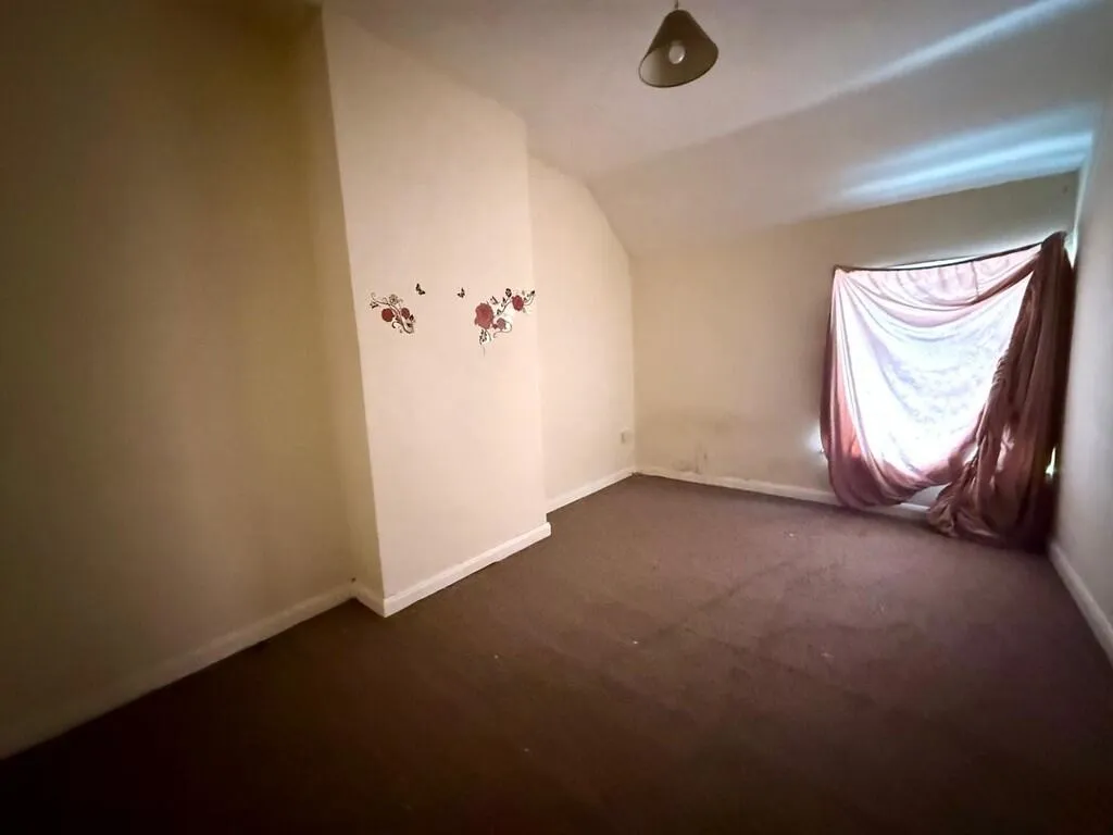 3 bed Terraced