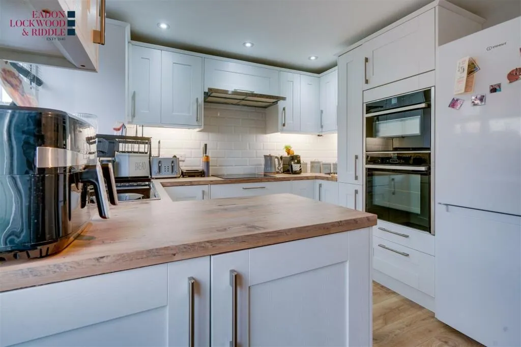 2 bed Terraced