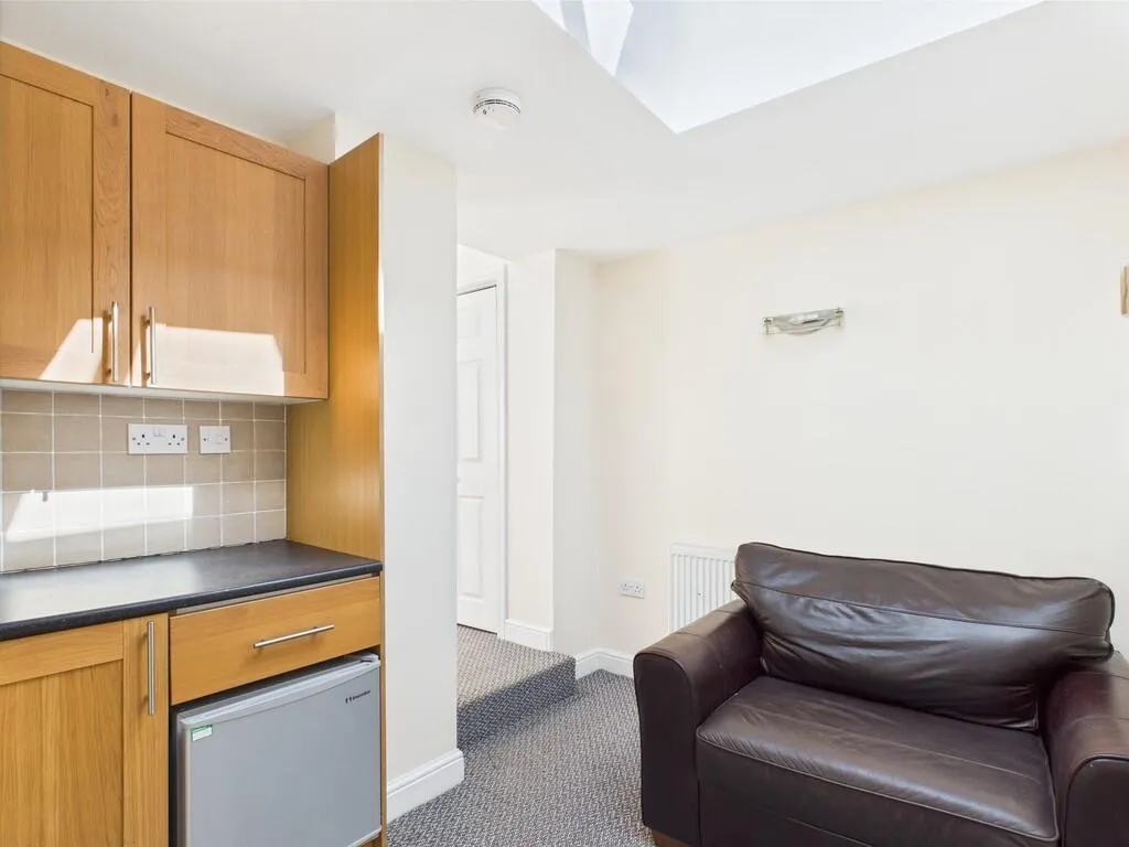 5 bed Terraced