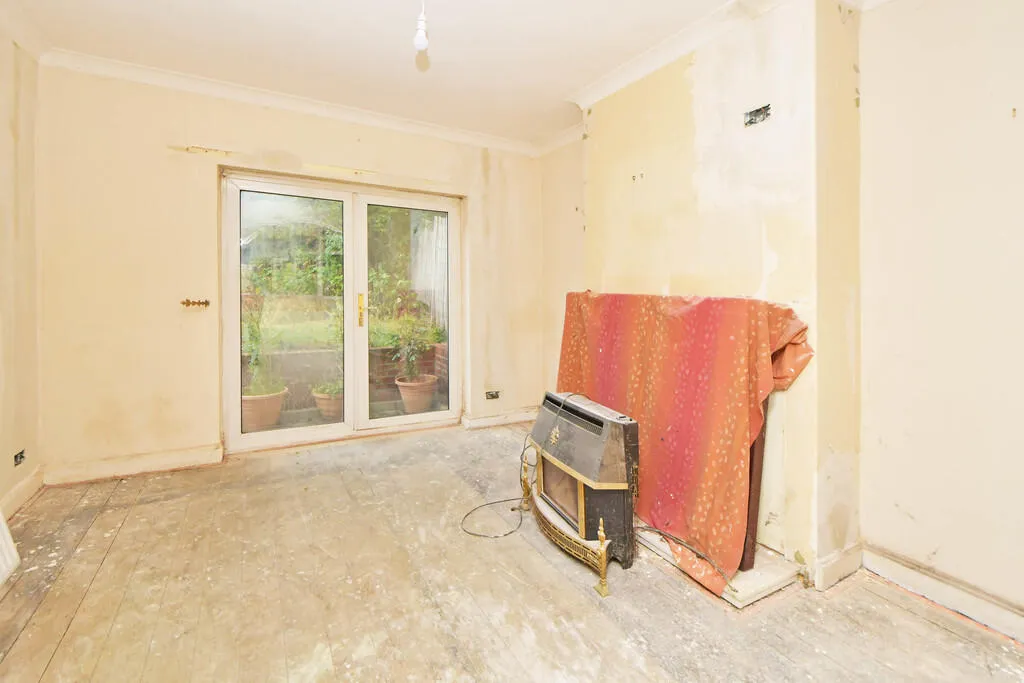 2 bed Semi-Detached