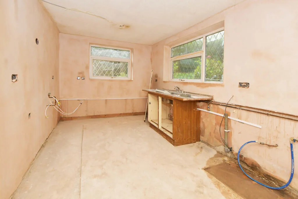 2 bed Semi-Detached