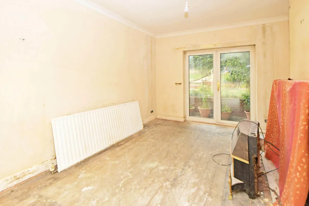 2 bed Semi-Detached