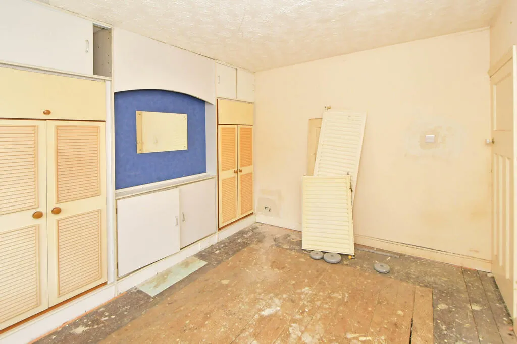 2 bed Semi-Detached