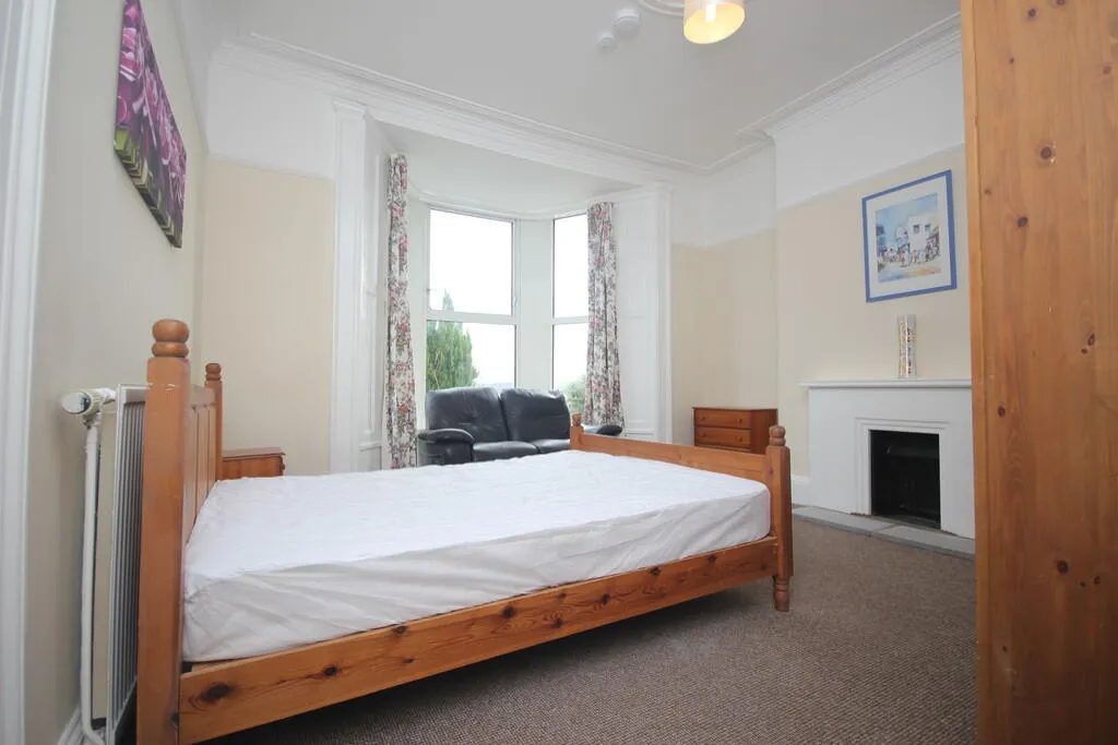 7 bed End of Terrace