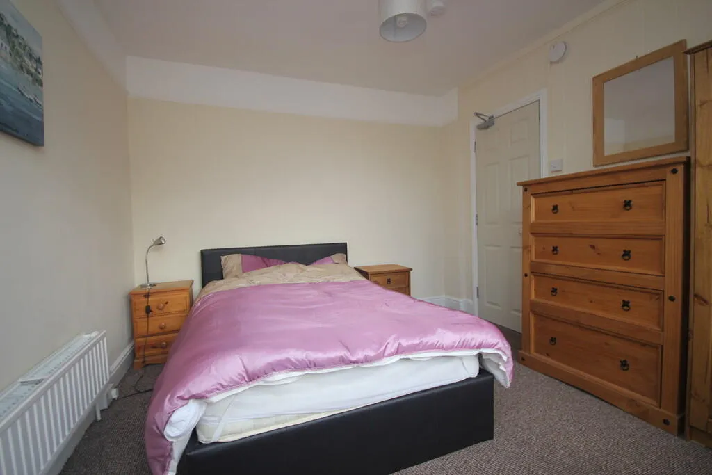 7 bed End of Terrace