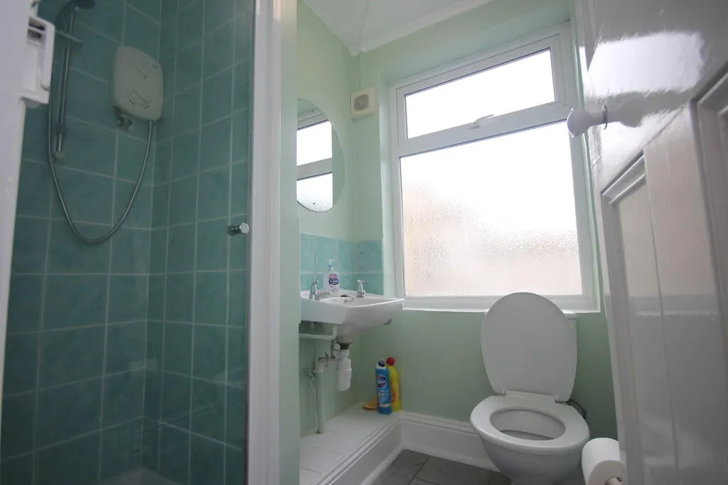 7 bed End of Terrace
