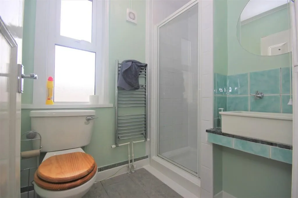 7 bed End of Terrace