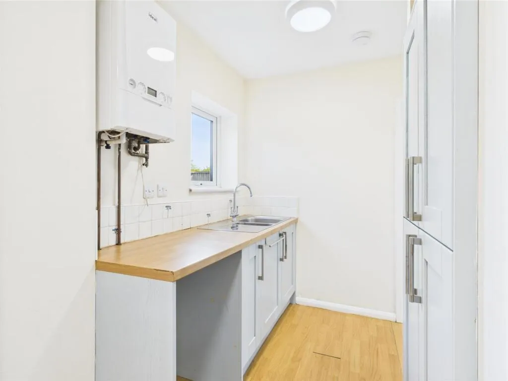 2 bed End of Terrace