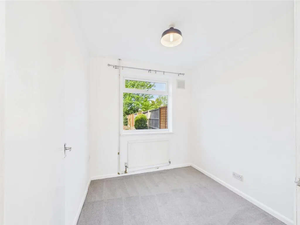 2 bed End of Terrace
