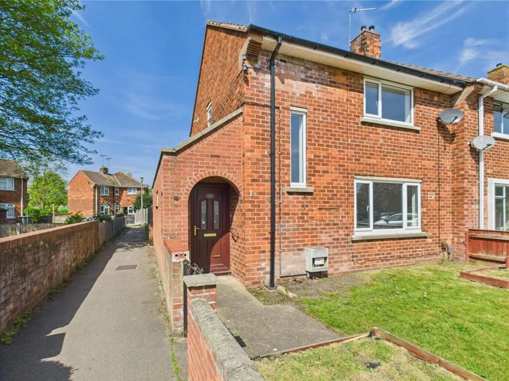 2 bed End of Terrace