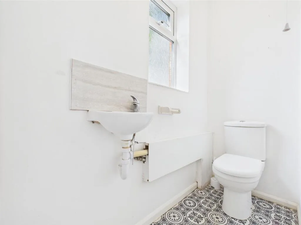 2 bed End of Terrace