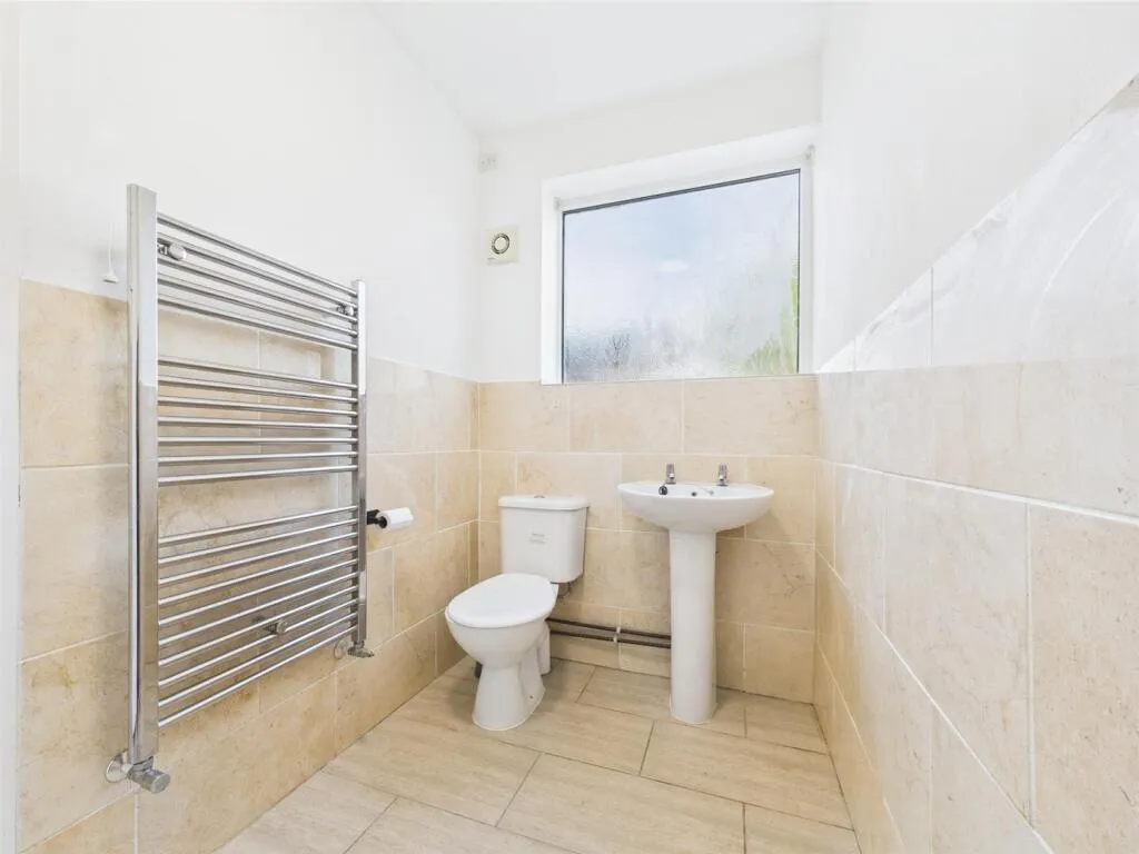 2 bed End of Terrace