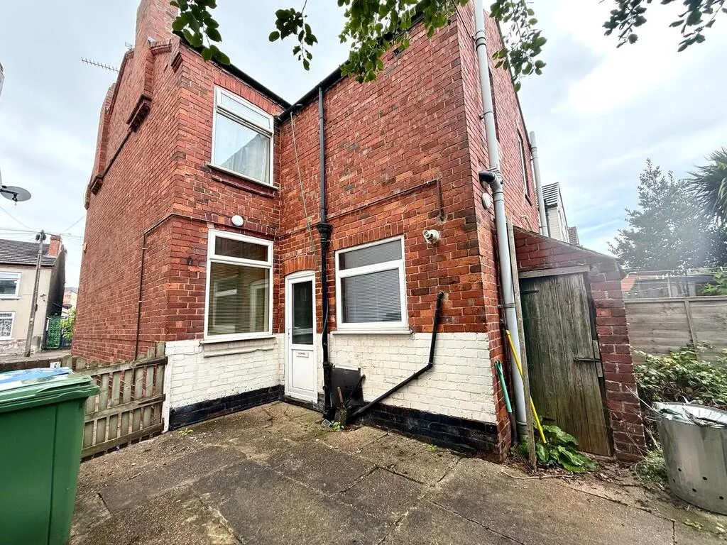 2 bed Semi-Detached