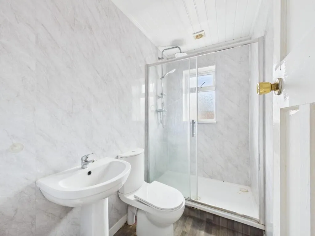 2 bed Semi-Detached Bungalow