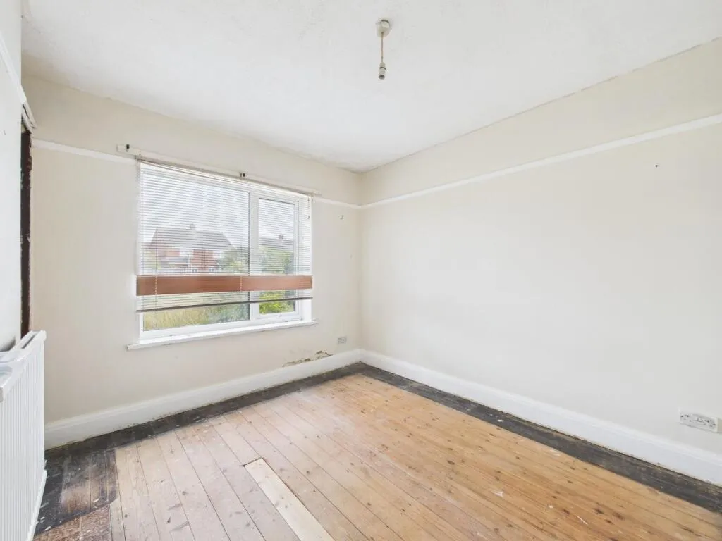 2 bed Semi-Detached Bungalow