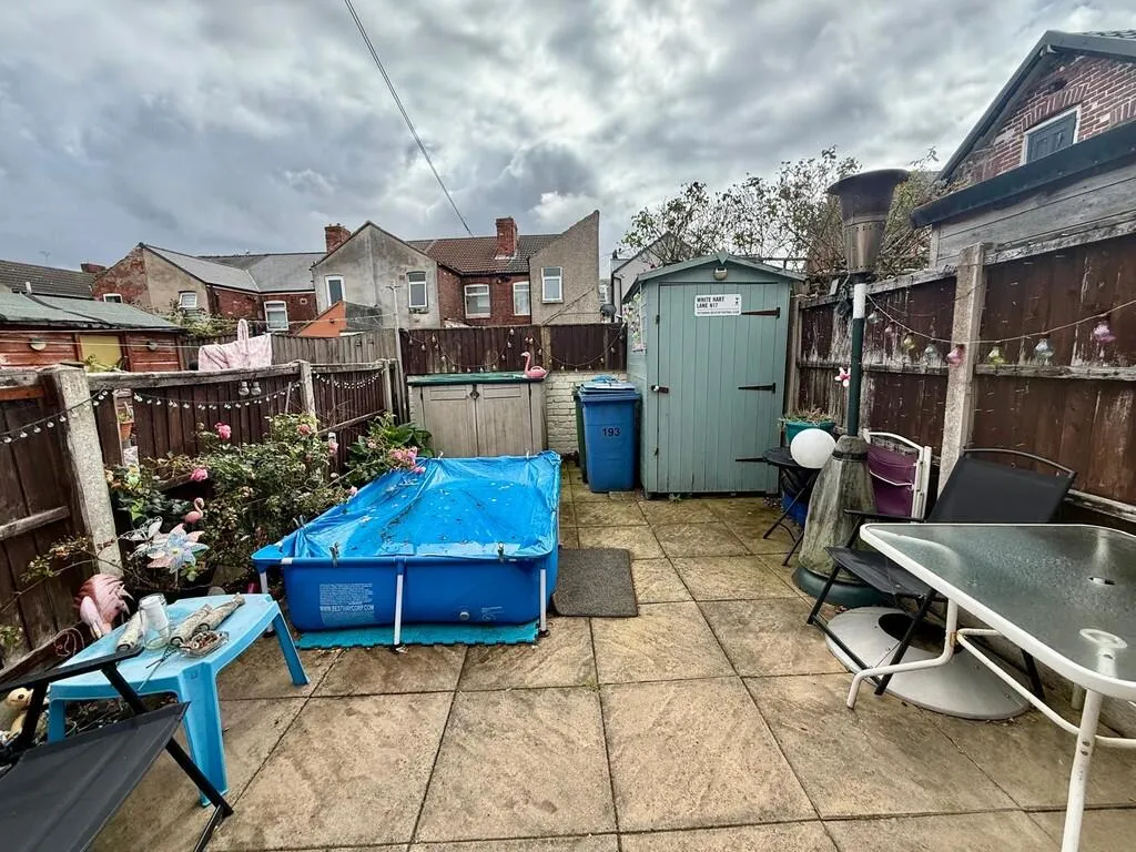 2 bed Terraced