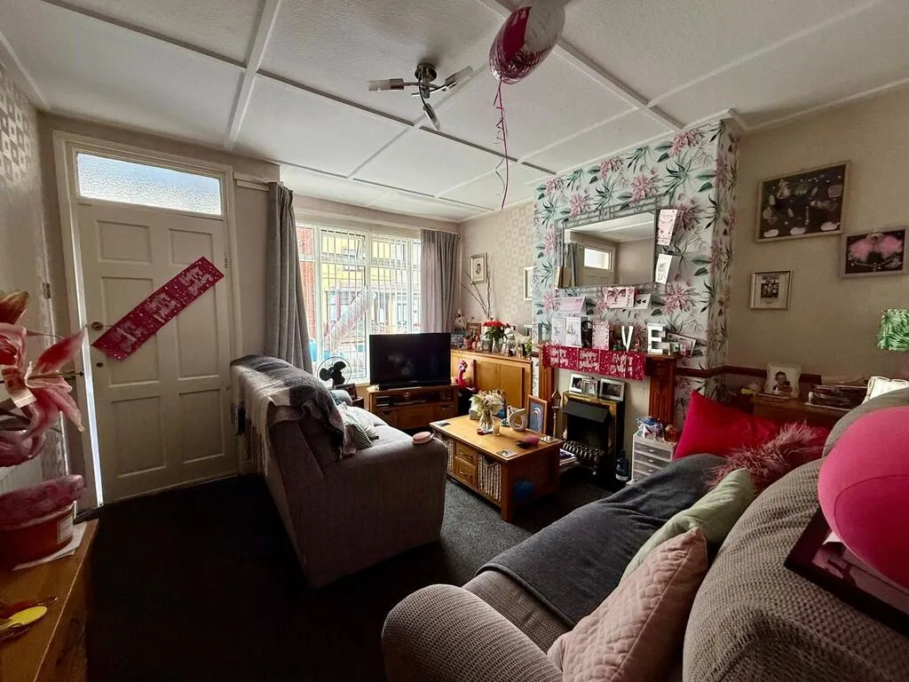 2 bed Terraced