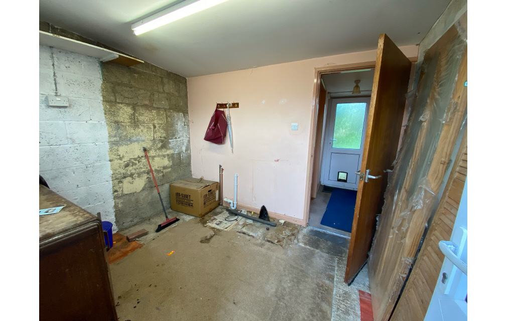 Hill Rise, Chippenham, Wiltshire, SN15 1AY